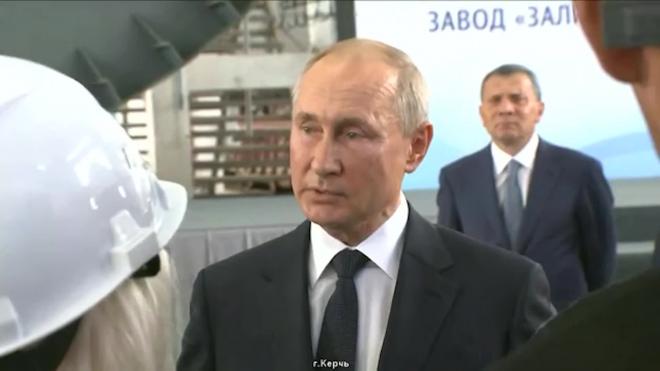 Путин согласился перенести "Бессмертный полк" на 2021 год