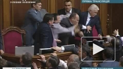 Украинская оппозиция второй день блокирует голосование по законопроекту о русском языке