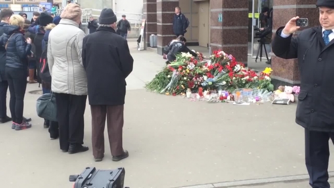 Одна жертва теракта в метро Петербурга остается неопознанной