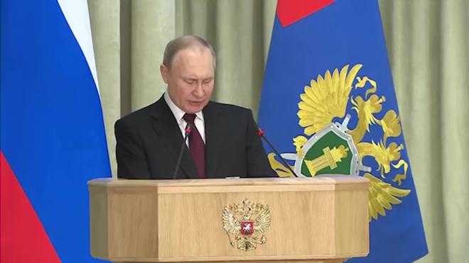 Президент РФ призвал уделить внимание борьбе с коррупцией