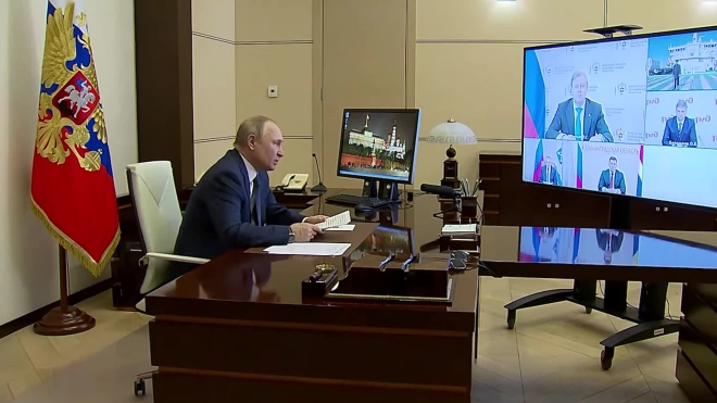 Путин: как бы ни было тяжело, РФ продолжит свое развитие