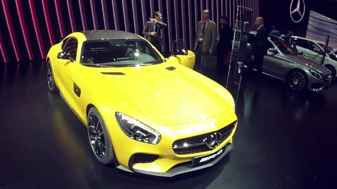 Новинки автопрома: исследуем мощный Mercedes-AMG GT