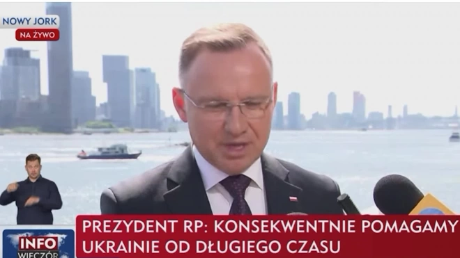 Президент Польши сравнил Украину с утопленником, который может утащить на глубину