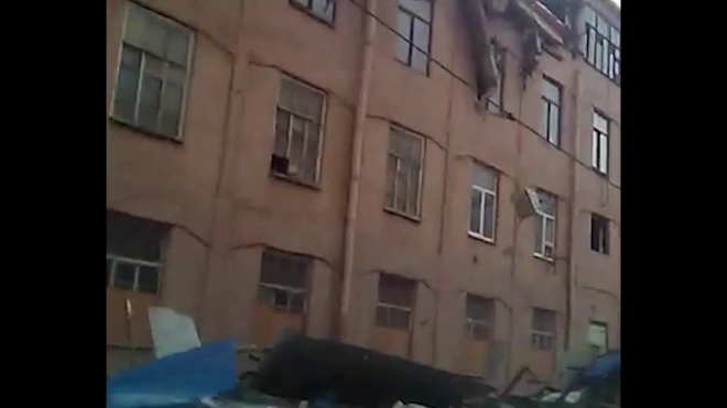 Появилось видео с места обрушения дома на Большом Сампсониевском проспекте