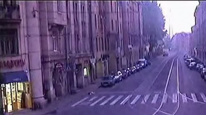 Еще один ребенок выпал из окна - эпидемия в Петербурге