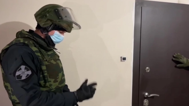 Полиция Петербурга задержала совершившую десятки вымогательств банду коллекторов