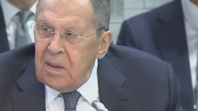 Лавров: Запад ведет против РФ прямую, "горячую" войну