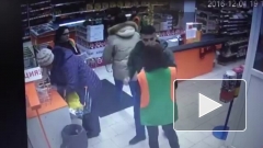 Грабитель вырубил продавщицу в магазине