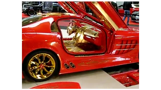 Золотой Mercedes хотят продать за 11 млн. $