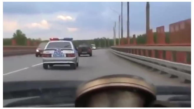 Жесткая погоня лихача из Иваново и полицейских попала на видео