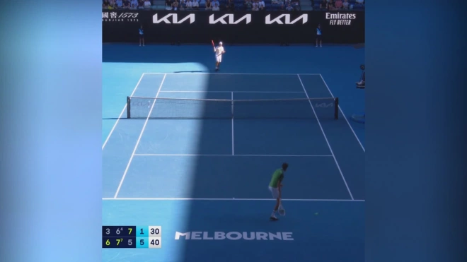 Медведев вышел в четвертьфинал Australian Open