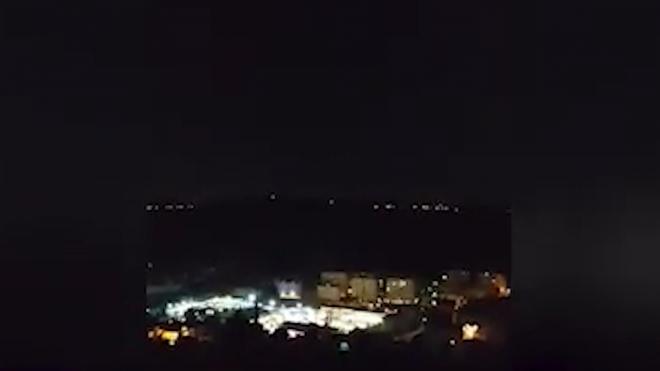 ПВО Сирии отразила ракетную атаку на военный аэродром в провинции Хомс