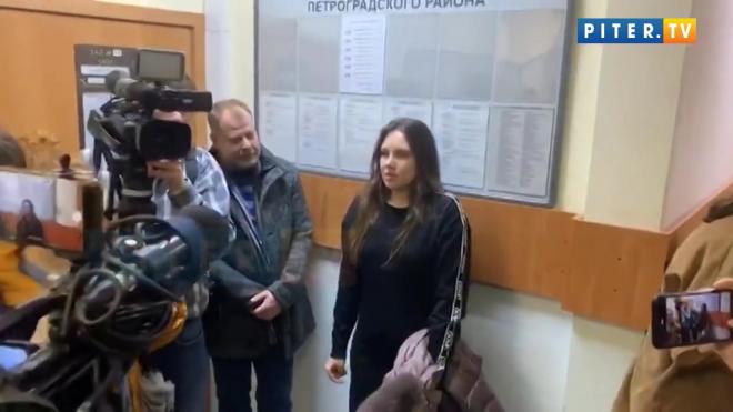 Сбежавшую из Боткинской больницы девушку обвинили в нарушении предписания Роспотребнадзора