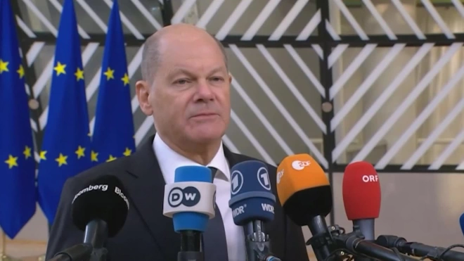 Шольц призвал ЕС срочно обсудить увеличение военных поставок Украине