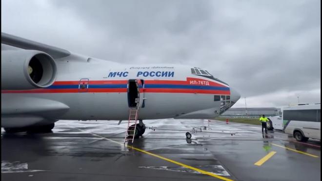 Додон сообщил, что вылетает из России в Молдавию с партией "Спутника V"