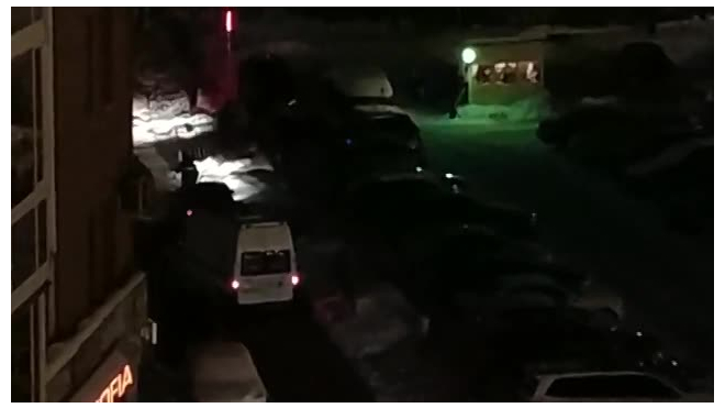 Видео: в ходе перестрелки на Энгельса был убит человек