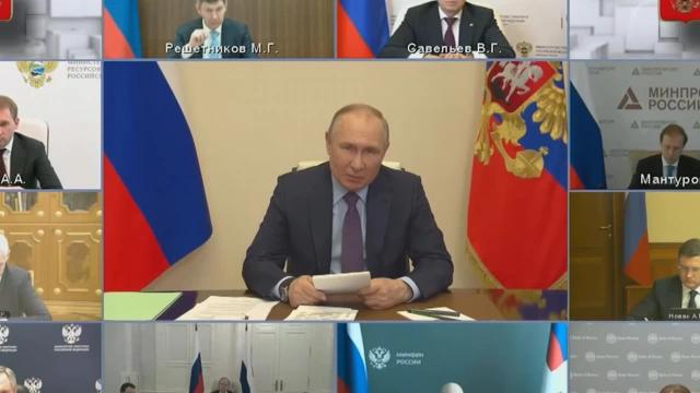 Путин заявил о задержке оплаты нефтегазовых поставок недружественными странами