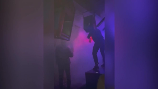 Во Владивостоке произошел пожар в ночном клубе