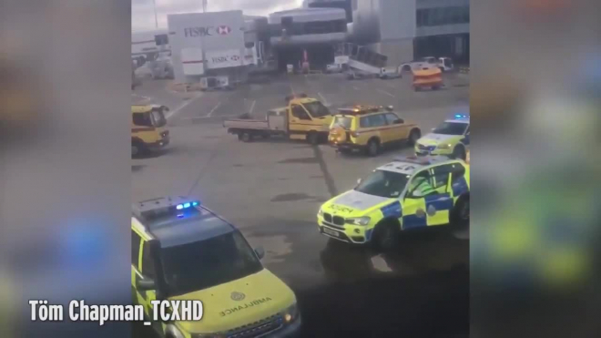 Рейс Лондон-Петербург задержался из-за работника аэропорта, попавшего под шасси самолета