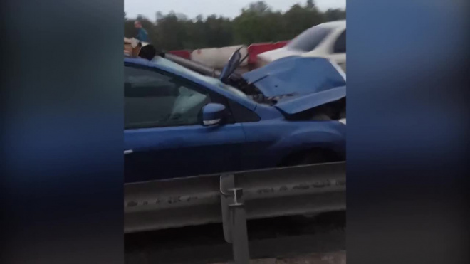 В ДТП на Красносельском шоссе пострадал водитель "Форда"