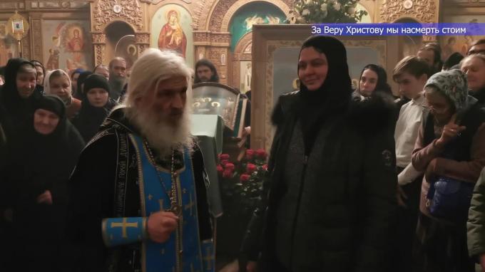 Отец Сергий благословил монахинь на смерть ради 