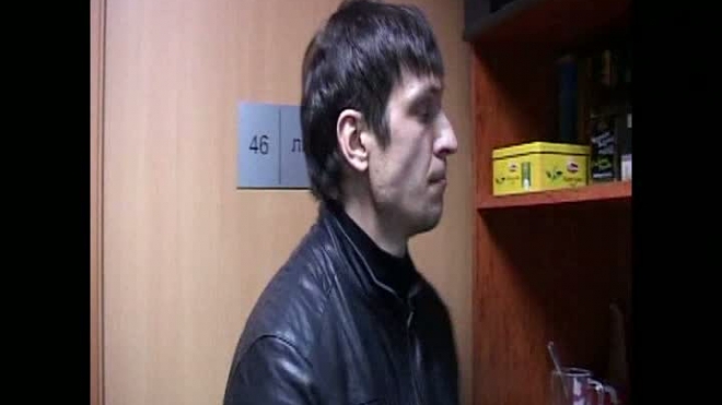 Полицейские сняли с абхазского угонщика штаны 