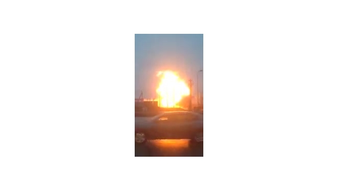 Опубликовано видео с места взрыва газопровода в Гатчине