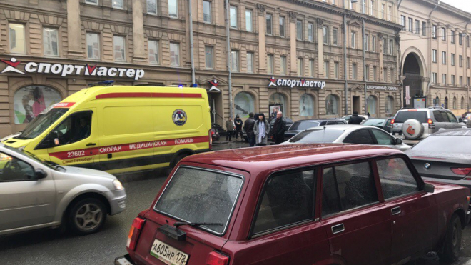 На Московском проспекте пешеход-нарушитель угодил под машину