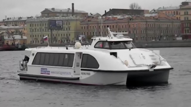 В Петербурге начинают курсировать аквабусы, стоимость проезда возросла