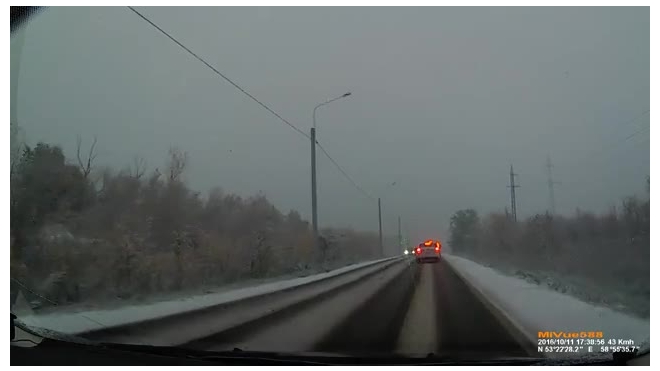 Заснято видео скользкого ДТП в Магнитогорске