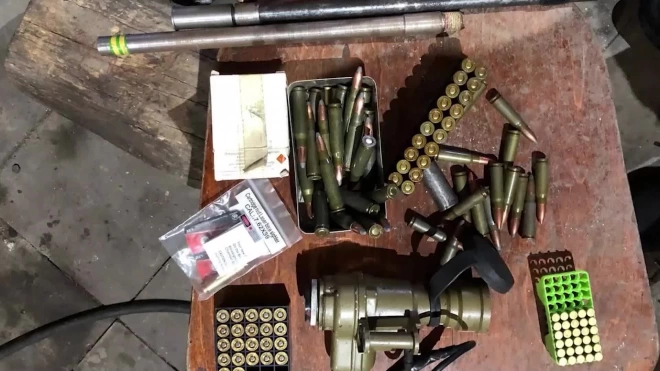 ФСБ разоблачила новую сеть подпольных торговцев оружием в 20 регионах России