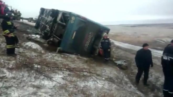 Число погибших в аварии с автобусом под Ростовом увеличилось до двух