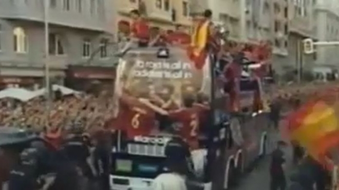 Испания чествует своих футболистов - чемпионов Евро 2012