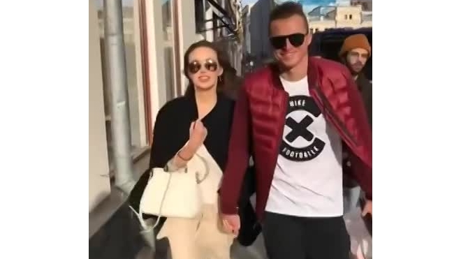 Видео: Тарасов показал фанатам замену Бузовой
