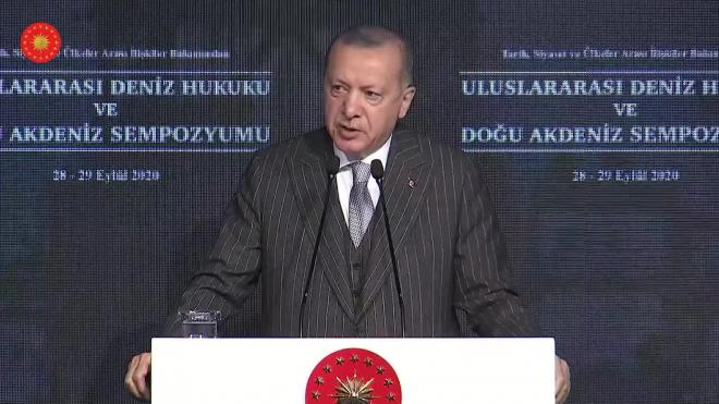 Эрдоган заявил об "армянской оккупации" Нагорного Карабаха