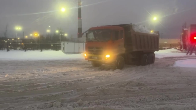 С начала снежного сезона снегоплавильные пункты Петербурга приняли более 41,5 тыс. кубометров снега