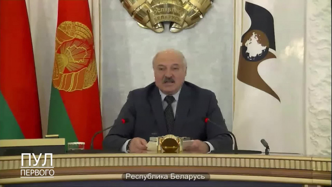 Лукашенко призвал ЕАЭС отказаться от доллара в расчетах за углеводороды