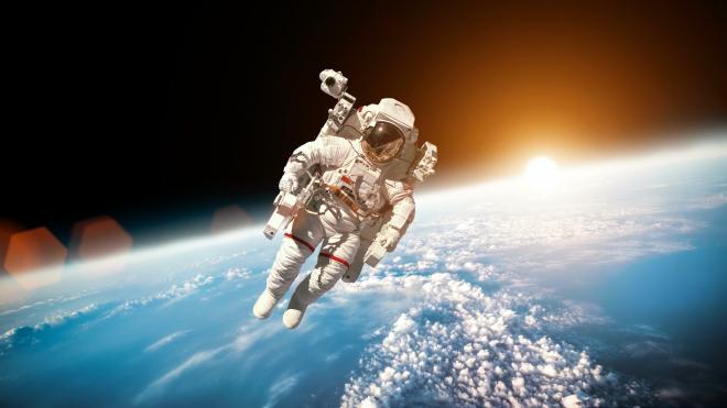 В России создали сверхлегкую обувь для космонавтов
