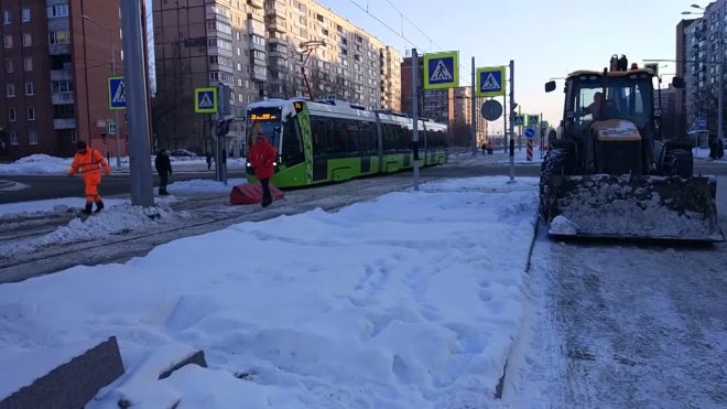 Трамвай "Чижик" прошёл проверку на Наставников