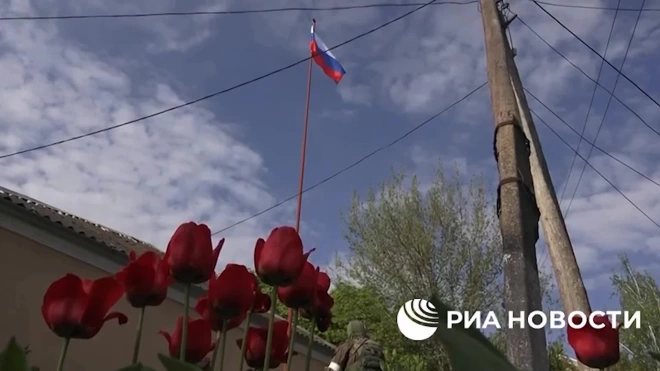 В Чернобаевке Херсонской области подняли российский флаг