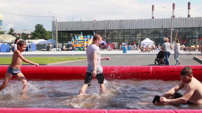 В Северной столице прошел фестиваль "Воды"