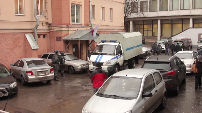 Четыре отреставрированных здания в центре Петербурга пострадали от вандалов