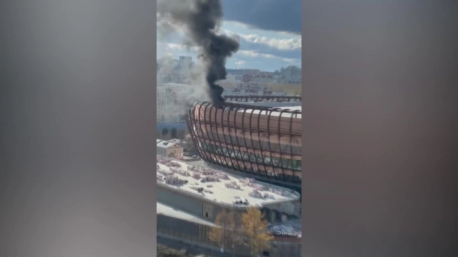 В Екатеринбурге на строящейся ледовой арене УГМК произошел пожар