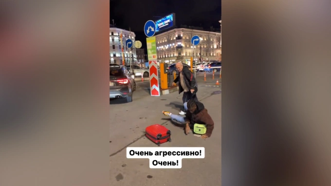 Таксист в Петербурге повалил на асфальт танцора из клипа Little Big