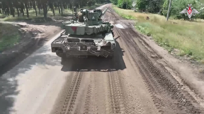 Минобороны: экипаж танка Т-90М "Прорыв" разгромил опорный пункт ВСУ