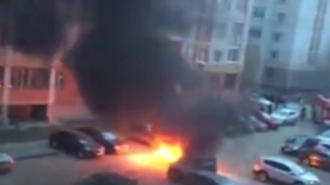 Женщина успела спасти себя и детей из взорвавшегося ВАЗ 2114 в Казани
