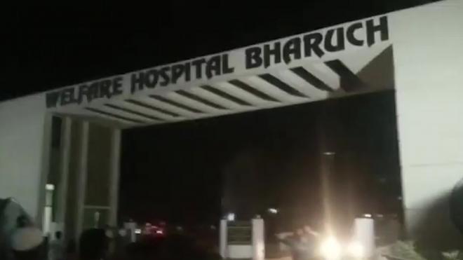 В Индии в результате пожара в больнице погибли 18 человек