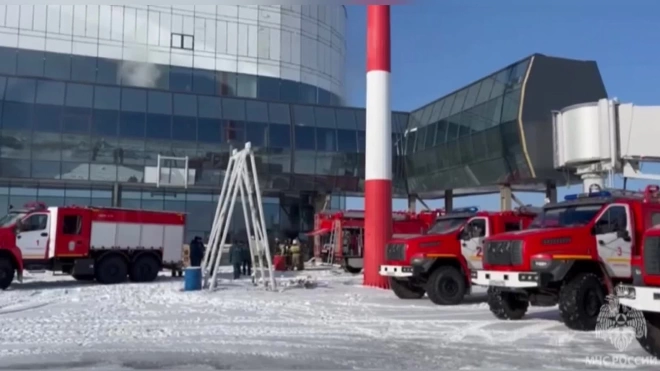 В Новокузнецке произошел пожар в строящемся терминале аэропорта