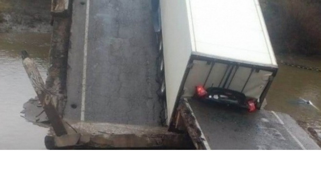 В Приморье арестовали водителя фуры, которая раздавила легковушку на рухнувшем мосту