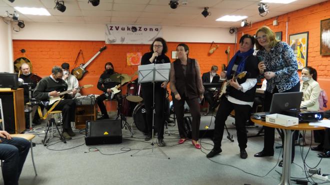 В Петербурге работает рок-клуб для людей с психическими расстройствами